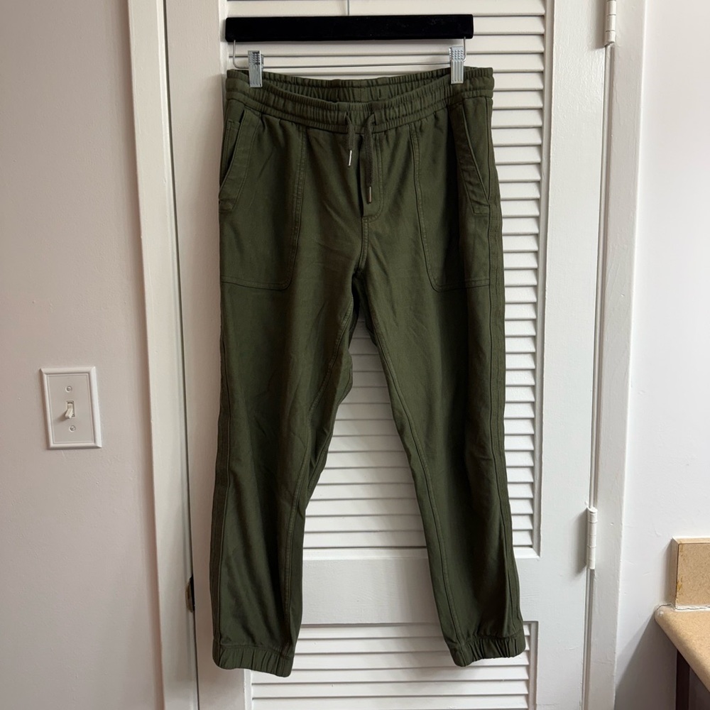 Athleta stretchy linen cargo joggers